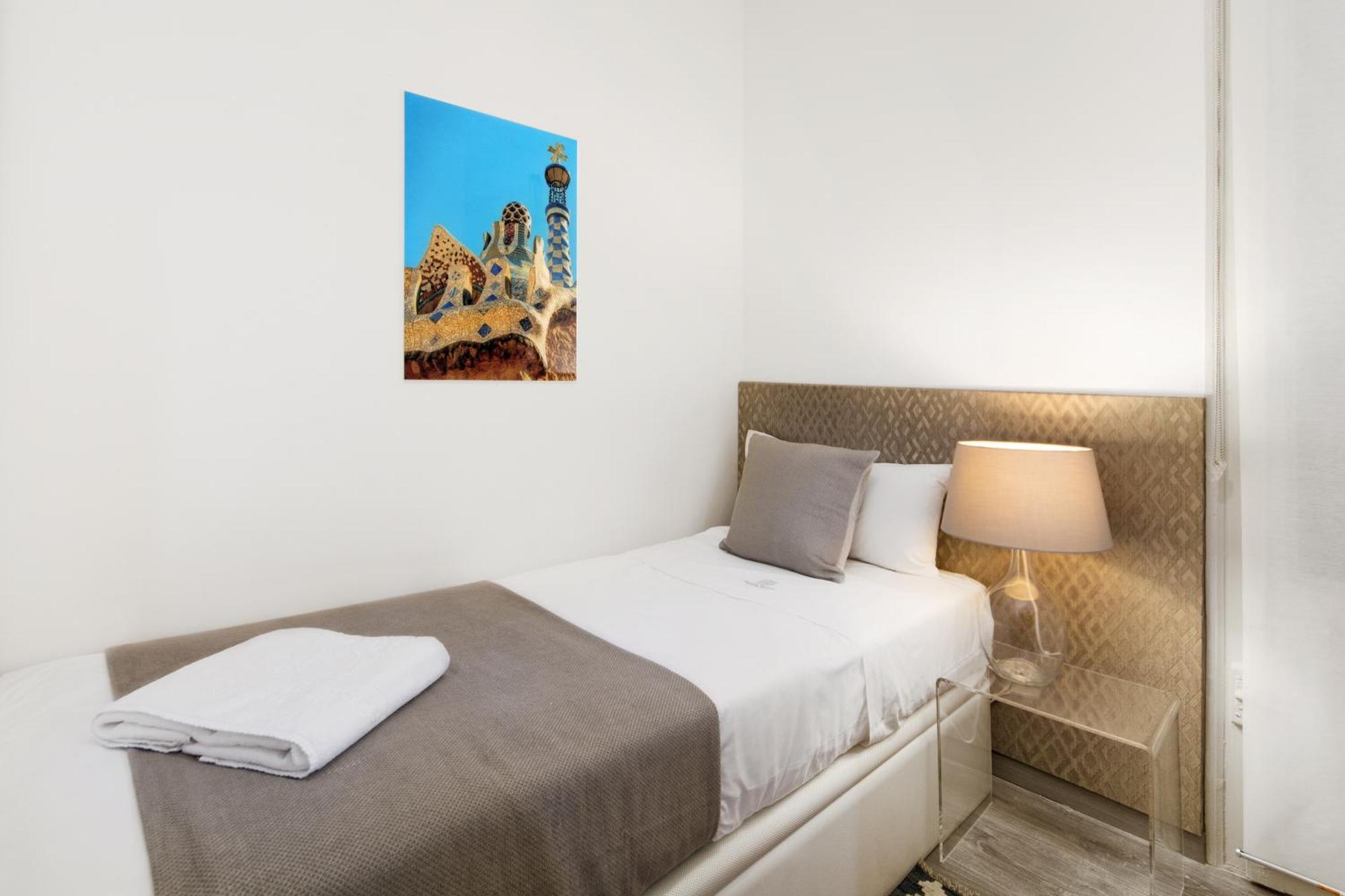 Eixample Building Apartments By Mercedes Heritage 바르셀로나 객실 사진