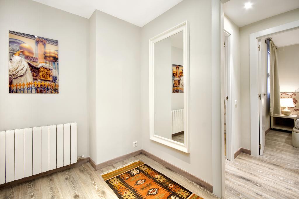 Eixample Building Apartments By Mercedes Heritage 바르셀로나 외부 사진