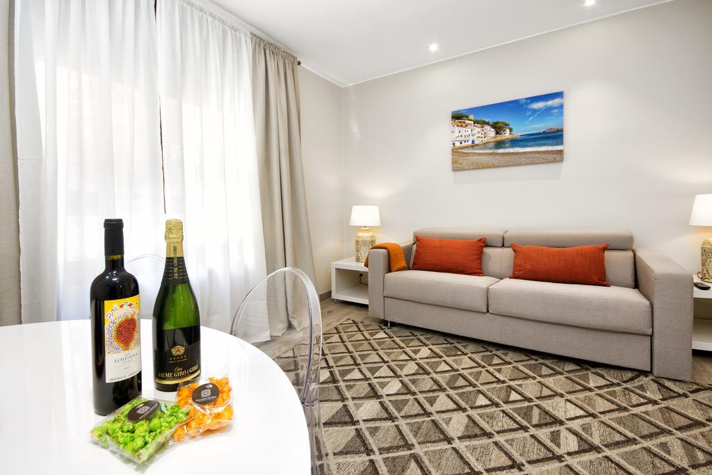 Eixample Building Apartments By Mercedes Heritage 바르셀로나 외부 사진