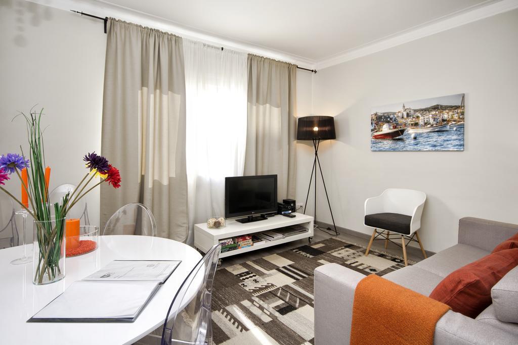 Eixample Building Apartments By Mercedes Heritage 바르셀로나 외부 사진