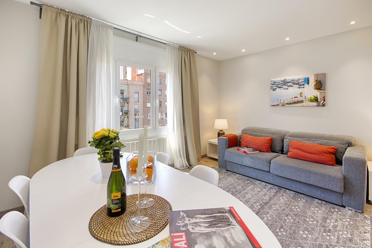 Eixample Building Apartments By Mercedes Heritage 바르셀로나 외부 사진